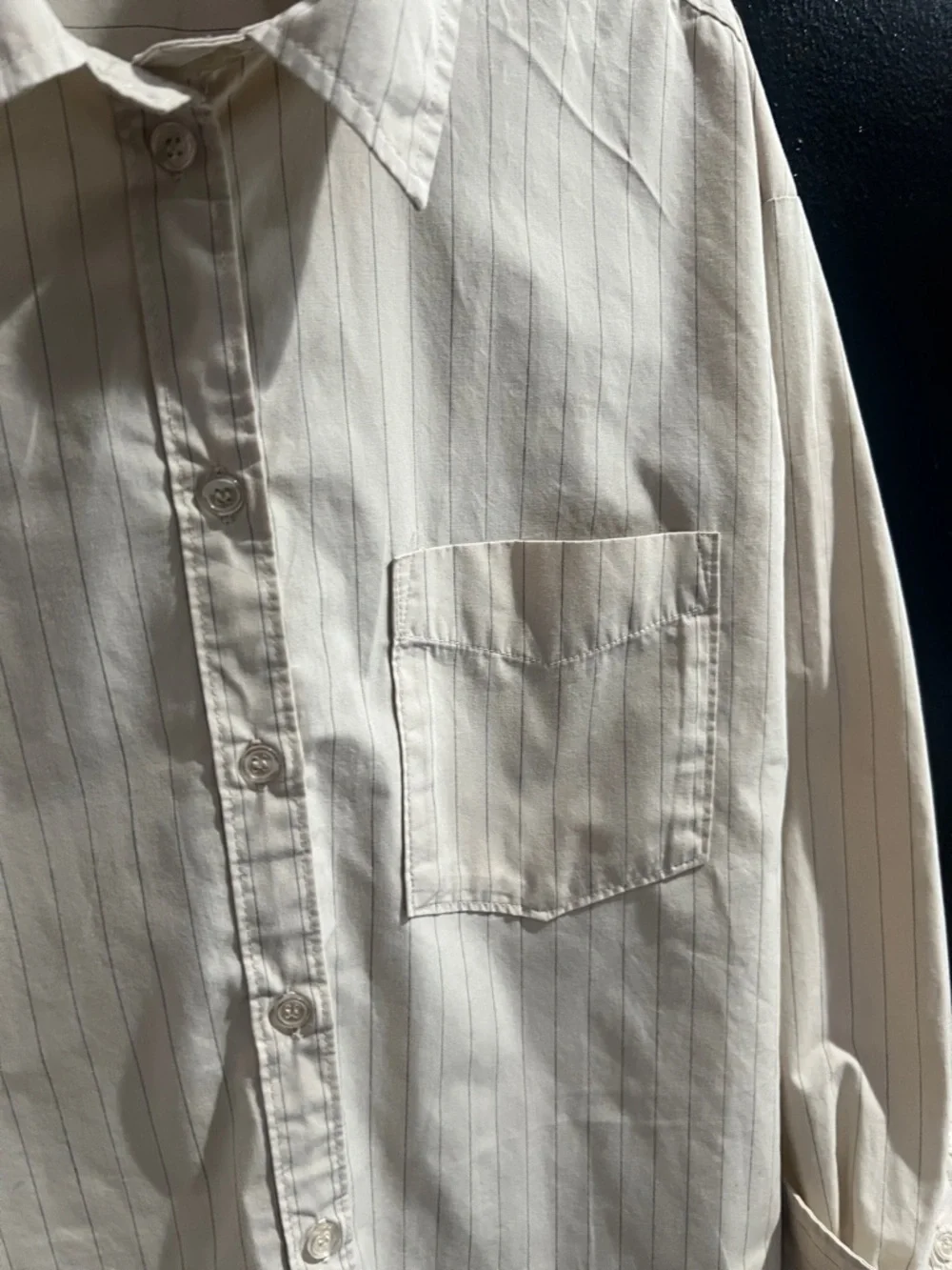 Velvet Heart - Button Down Top - Picture 2 of 5